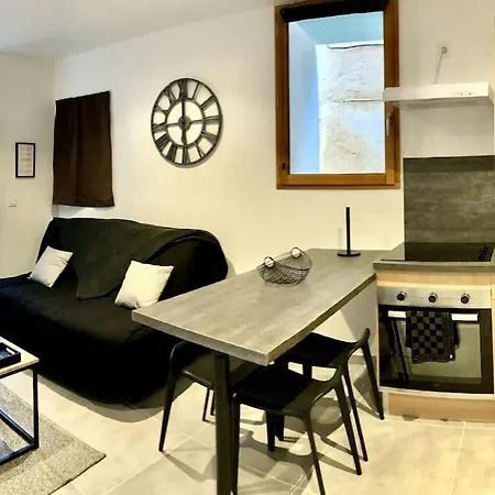 Duplex Au Coeur Du Village Apartment Les Mees